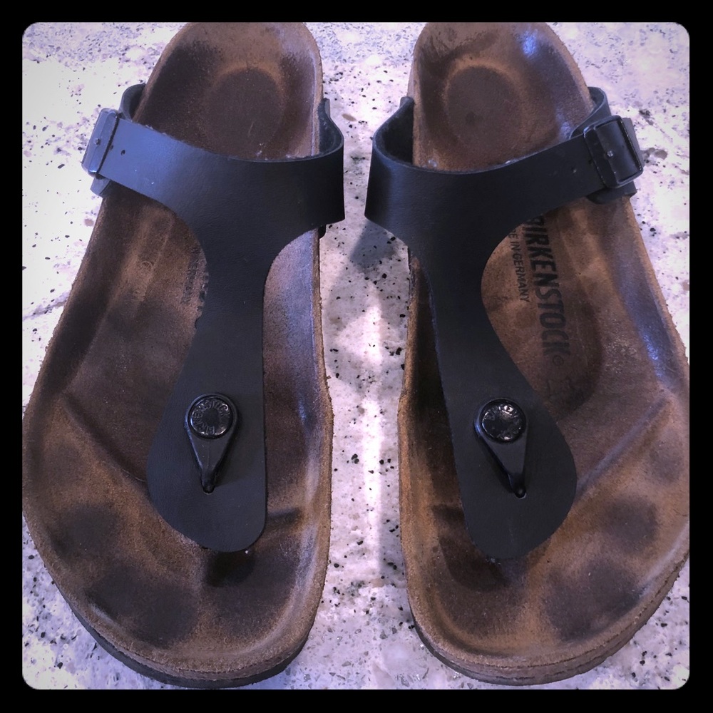 Birkenstock Black Gizeh size 39
